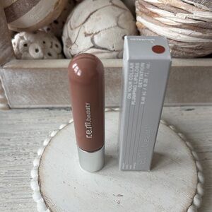 R.E.M. Beauty Plumping Lip Gloss - Detention